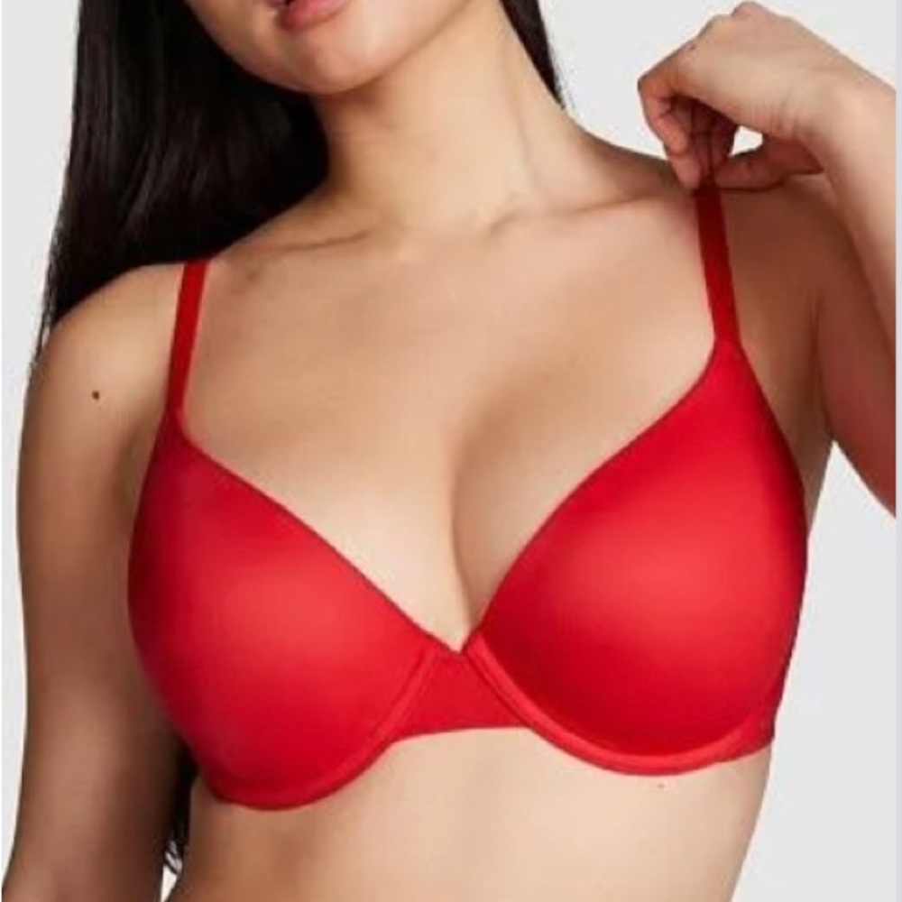 Victoria’s Secret - PINK ‘Wear Everywhere Push-up Bra’

34-36 D